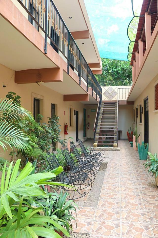Hotel Casa Pellegrin เมริดา ภายนอก รูปภาพ