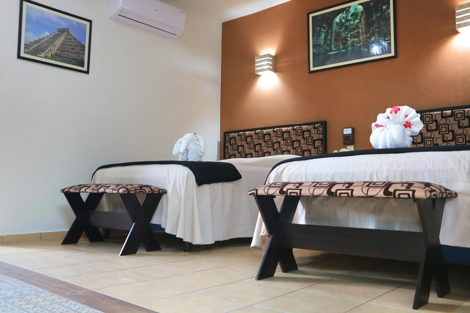 Hotel Casa Pellegrin เมริดา ภายนอก รูปภาพ