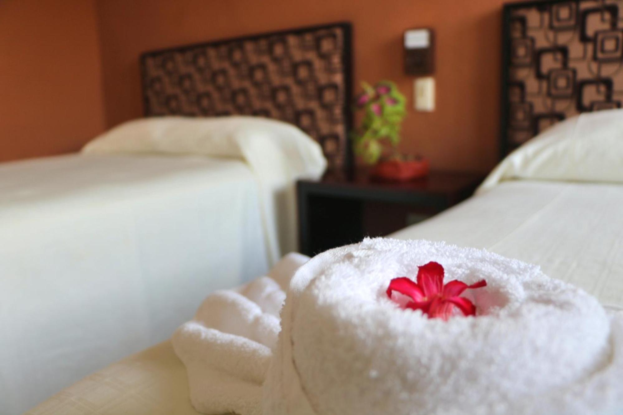 Hotel Casa Pellegrin เมริดา ภายนอก รูปภาพ