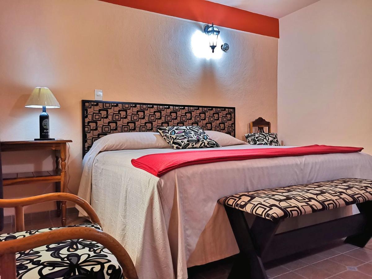 Hotel Casa Pellegrin เมริดา ภายนอก รูปภาพ