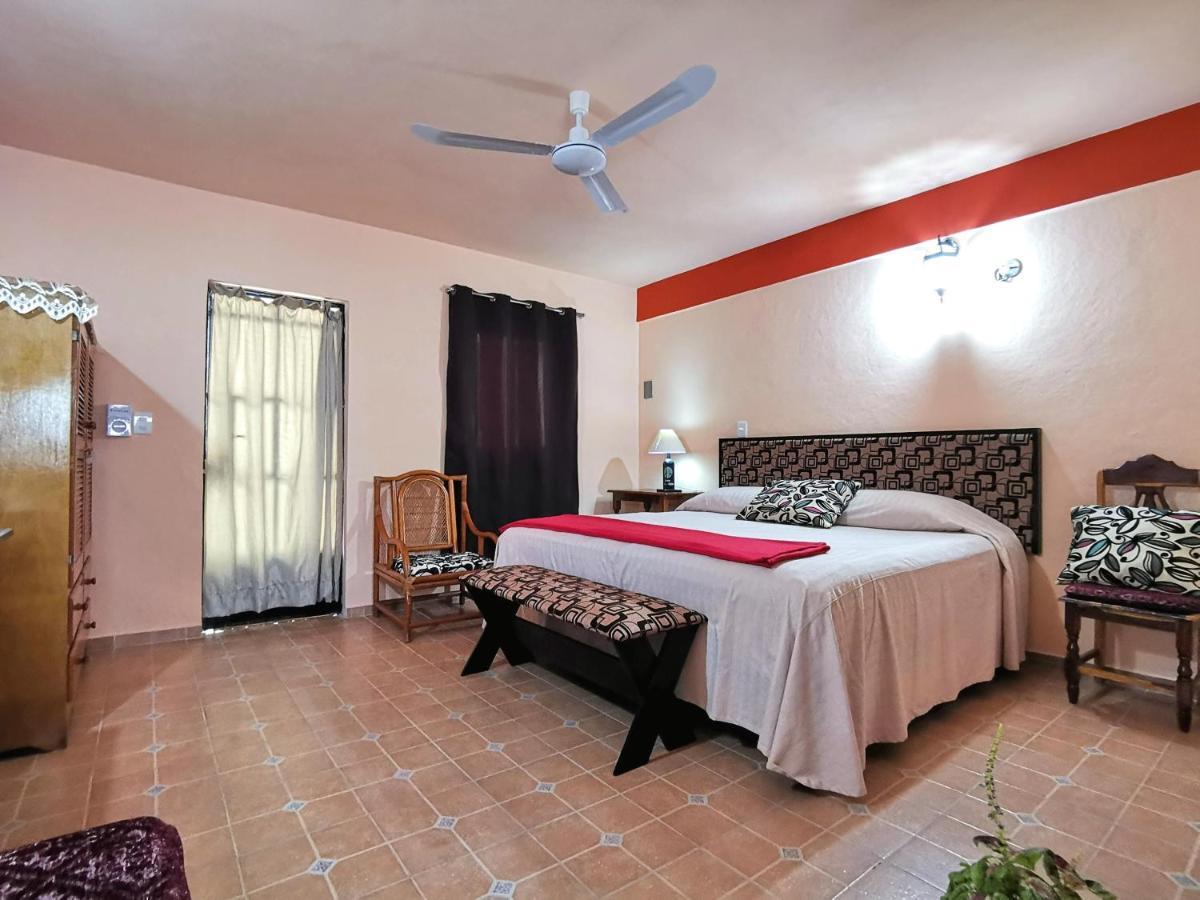Hotel Casa Pellegrin เมริดา ภายนอก รูปภาพ
